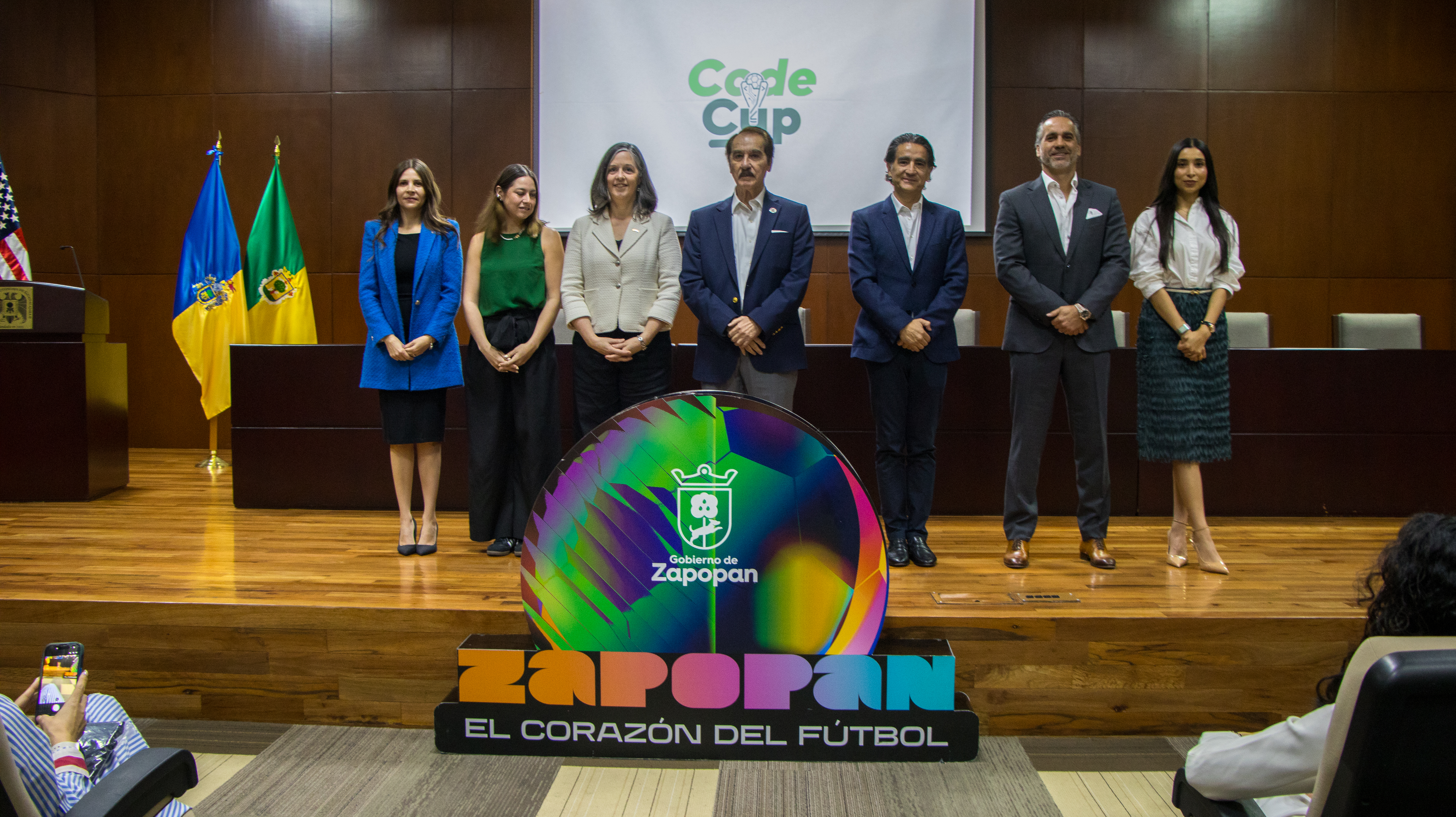 Convocan a jóvenes a innovar en movilidad y seguridad para el Mundial