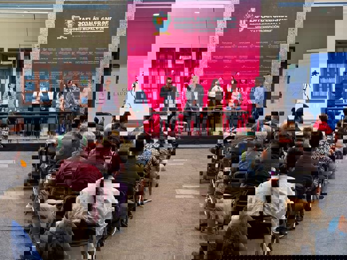 Comerciantes dicen sí a la ampliación de banquetas, pero piden un estacionamiento