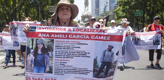 Familiares de desaparecidos en México convocan a protesta en partido inaugural del Mundial