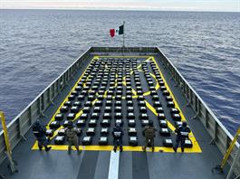 M&eacute;xico y EE.UU. incautan 188 bultos con toneladas de coca&iacute;na en aguas internacionales