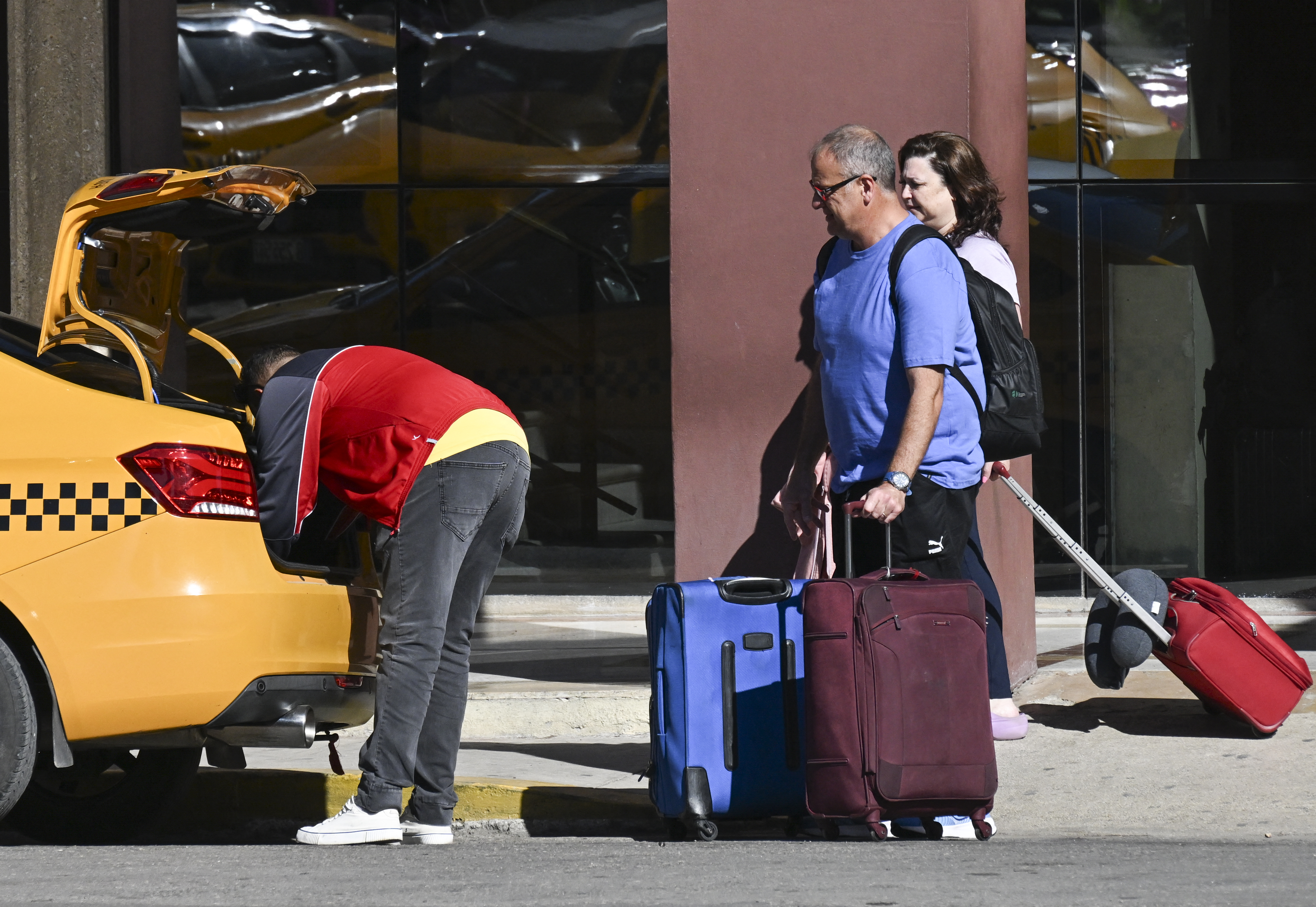 Bloqueo energético de EEUU asfixia al turismo en Cuba