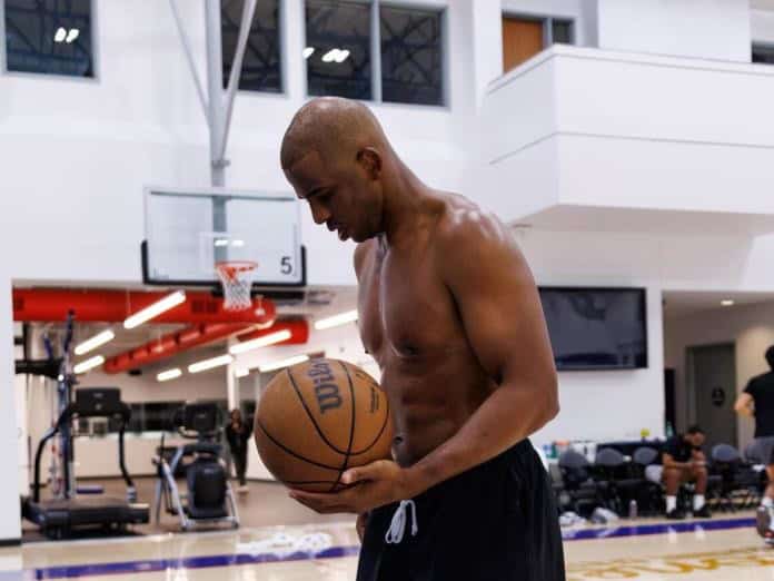 Chris Paul, uno de los mejores bases de la NBA, anuncia su retiro Chris Paul, uno de los mejores bases de la NBA, anuncia su retiro