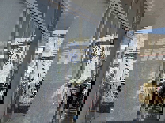 Logra acuerdo Don Carlos tras despido injustificado en Izzi Logra acuerdo Don Carlos tras despido injustificado en Izzi