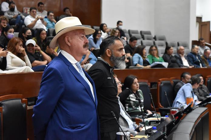 Diputado del PT denuncia “guerra sucia”; MC culpa a Morena de permitir criminales en sus filas Diputado del PT denuncia “guerra sucia”; MC culpa a Morena de permitir criminales en sus filas