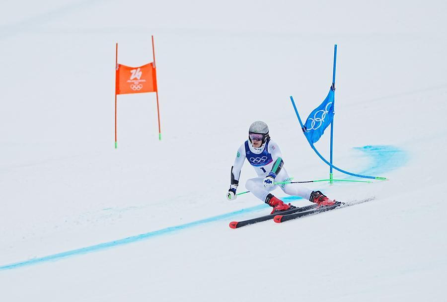 El tío del esquí consigue un oro olímpico histórico bailando samba sobre la nieve