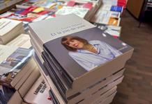 Los lectores se vuelcan con el relato en primera persona Gisèle Pelicot: Es un ejemplo