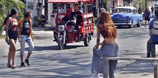 Trump vuelve a hablar de diálogo con Cuba mientras la situación se agrava en la isla Trump vuelve a hablar de diálogo con Cuba mientras la situación se agrava en la isla