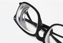 La visión de cerca en ambientes de poca luz, una nueva teoría sobre la causa de la miopía La visión de cerca en ambientes de poca luz, una nueva teoría sobre la causa de la miopía