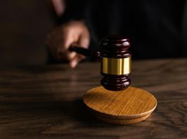 Fiscalía mexicana inicia proceso penal contra hermano de empresario prófugo en EE.UU. Fiscalía mexicana inicia proceso penal contra hermano de empresario prófugo en EE.UU.