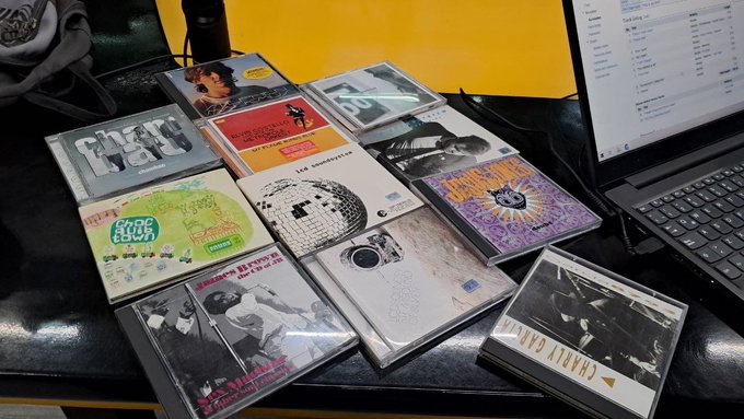 Radio al Cubo - Mi. 15 Abr 2026 episode artwork