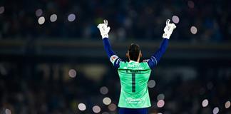 Keylor Navas por la conquista de México con Pumas en la final ante Cruz Azul Keylor Navas por la conquista de México con Pumas en la final ante Cruz Azul