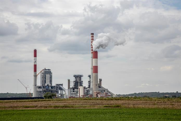 El mundo construyó más centrales de carbón en 2025, pero consumió menos El mundo construyó más centrales de carbón en 2025, pero consumió menos