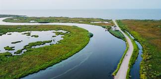 Estudio exhorta a reubicar residentes de costa de Luisiana por aumento del nivel del mar Estudio exhorta a reubicar residentes de costa de Luisiana por aumento del nivel del mar