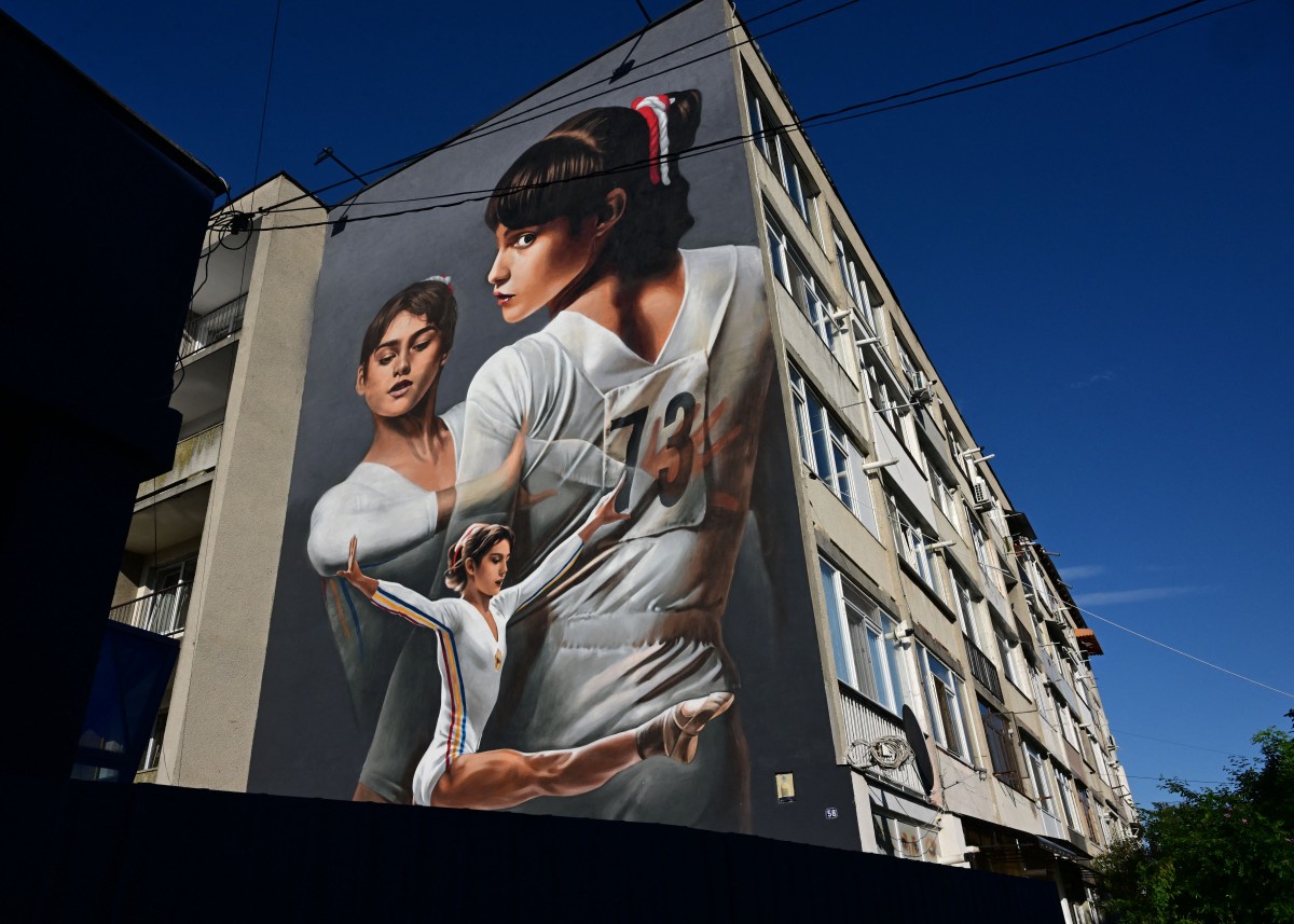 50 años después de su gloria olímpica, Nadia Comaneci regresa a casa 50 años después de su gloria olímpica, Nadia Comaneci regresa a casa