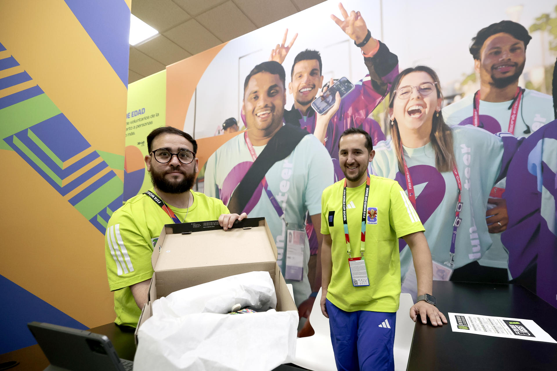 Un ejército de 4.000 voluntarios de la FIFA ayudará a organizar el Mundial en México Un ejército de 4.000 voluntarios de la FIFA ayudará a organizar el Mundial en México