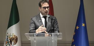 Sheinbaum se re&uacute;ne con el vicepresidente espa&ntilde;ol Cuerpo en el Palacio Nacional