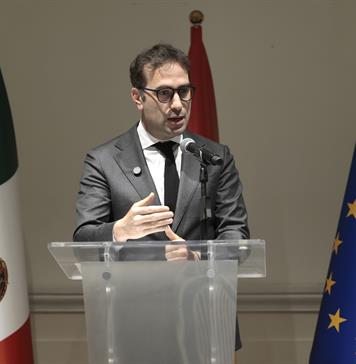 Sheinbaum se re&uacute;ne con el vicepresidente espa&ntilde;ol Cuerpo en el Palacio Nacional