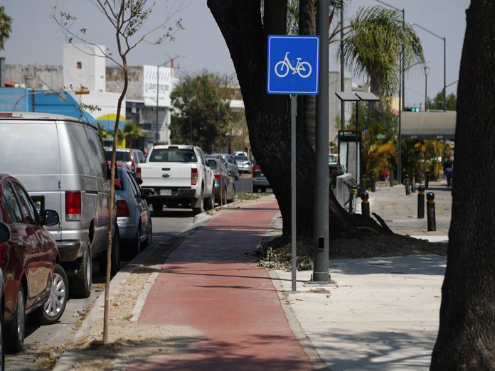Ciudad Guzmán tiene potencial para la movilidad en bicicleta, pero enfrenta retos de infraestructura