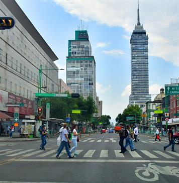 La OCDE baja al 0,8 % el crecimiento de M&eacute;xico en 2026 y mejora al 1,8 % el de 2027