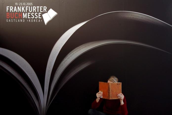 La lectura en papel puede ofrecer al cerebro una ventaja para narrar historias La lectura en papel puede ofrecer al cerebro una ventaja para narrar historias