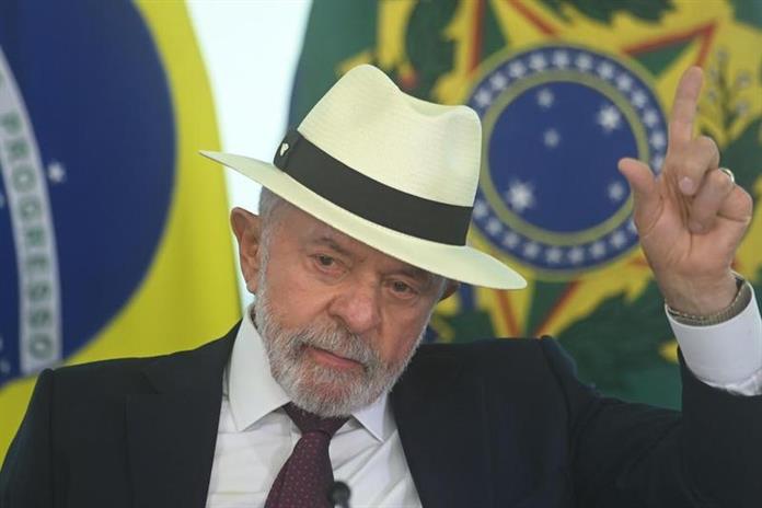 ¿Contraterrorismo o control? La guerra contra las drogas como instrumento imperialista de EE. UU. para la intervención en el Sur Global ¿Contraterrorismo o control? La guerra contra las drogas como instrumento imperialista de EE. UU. para la intervención en el Sur Global
