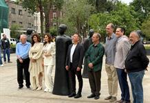 Adrián Guerrero instala Los Contemplarios en Guadalajara