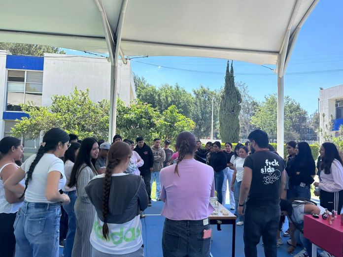 Realiza Zapotlán VIHVO primera jornada de detección de VIH en la UPN
