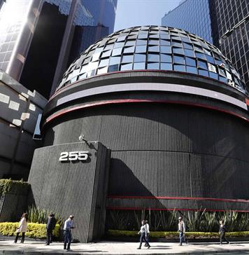 La Bolsa de México acumula caída semanal del 3,57 % y baja a 66.141,38 unidades La Bolsa de México acumula caída semanal del 3,57 % y baja a 66.141,38 unidades