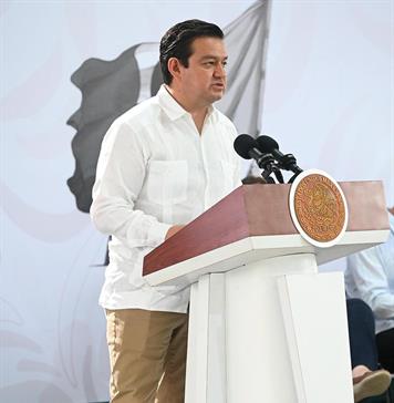 Pemex invertir&aacute; 5.300 millones de d&oacute;lares para reactivar industria petroqu&iacute;mica en M&eacute;xico