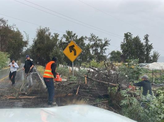 Primeras lluvias provocan inundaciones y asentamientos en Ciudad Guzm&aacute;n