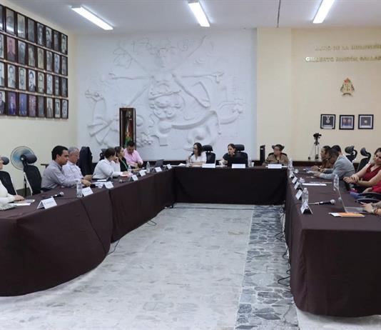 Aprueban entrega de vales para &uacute;tiles y uniformes escolares en Zapotl&aacute;n el Grande