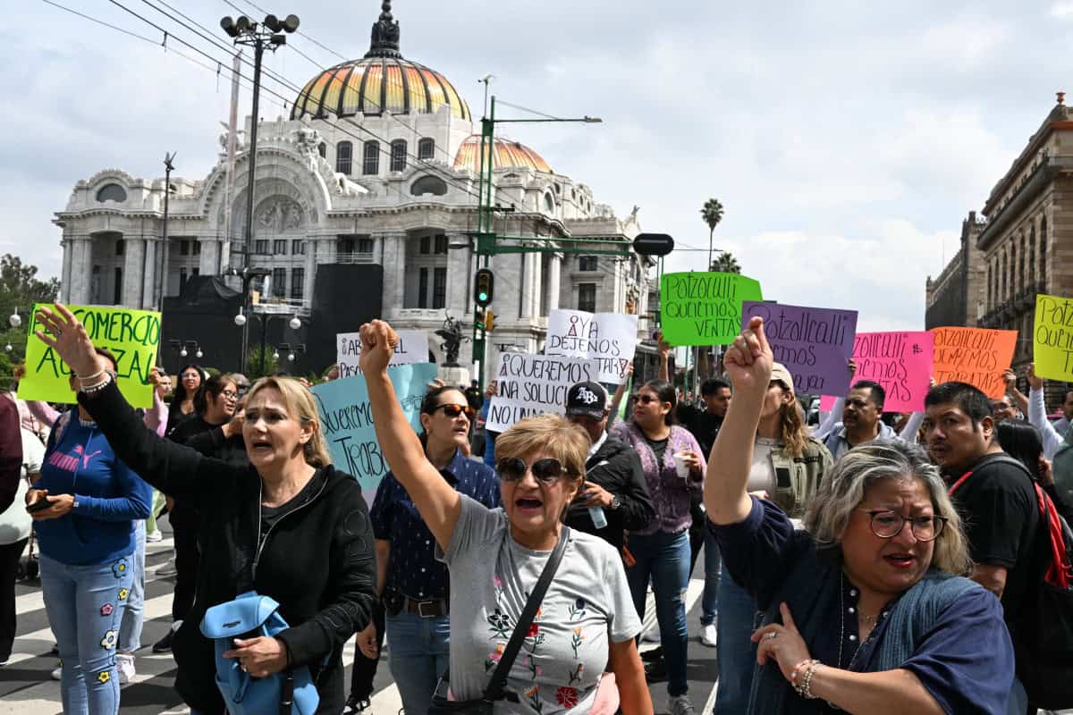 Sheinbaum califica de provocación las protestas de maestros antes del Mundial en México