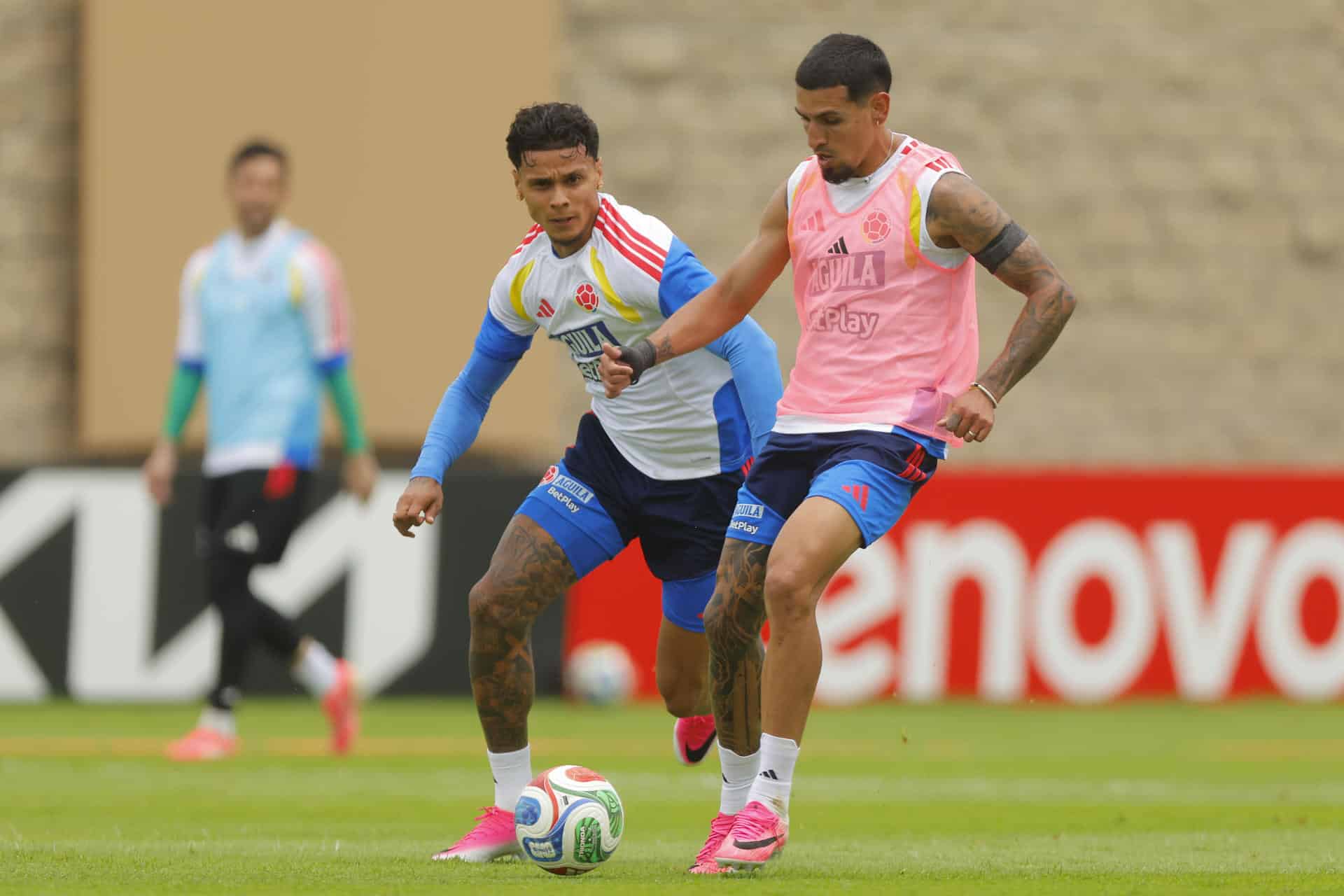 Colombia inicia su aventura mundialista con entrenamiento abierto en Guadalajara Colombia inicia su aventura mundialista con entrenamiento abierto en Guadalajara