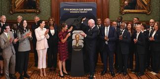 Sheinbaum da cordial bienvenida a Infantino en Palacio Nacional antes de la inauguraci&oacute;n