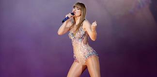 La estrella del pop Taylor Swift ingresa en el Salón de la Fama de los Compositores La estrella del pop Taylor Swift ingresa en el Salón de la Fama de los Compositores
