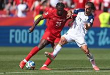 Canadá logra punto histórico ante Bosnia en el inicio de su Mundial Canadá logra punto histórico ante Bosnia en el inicio de su Mundial
