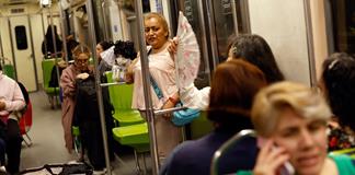 Vagoneras: las mujeres que desafían la limpieza social en el Metro de Ciudad de México Vagoneras: las mujeres que desafían la limpieza social en el Metro de Ciudad de México