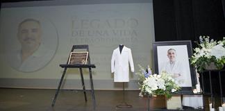 Crean fundaci&oacute;n en memoria de nefr&oacute;logo asesinado