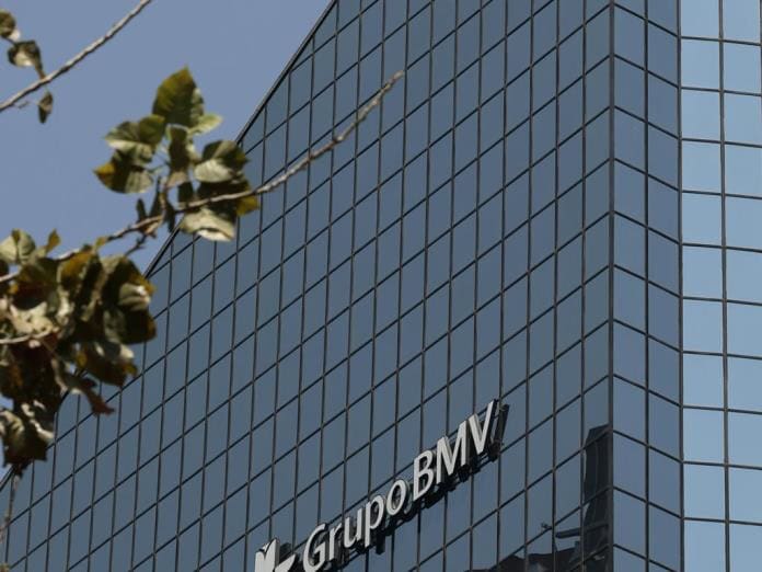 La Bolsa mexicana sube 0,37 % y liga tres cierres al alza La Bolsa mexicana sube 0,37 % y liga tres cierres al alza