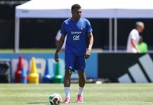 Mbappé llega al Mundial con cuentas pendientes y récords en el horizonte Mbappé llega al Mundial con cuentas pendientes y récords en el horizonte