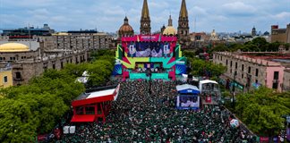 Reportan 113 casos de deshidrataci&oacute;n en Fan Fest; no est&aacute; techado para destacar la Catedral