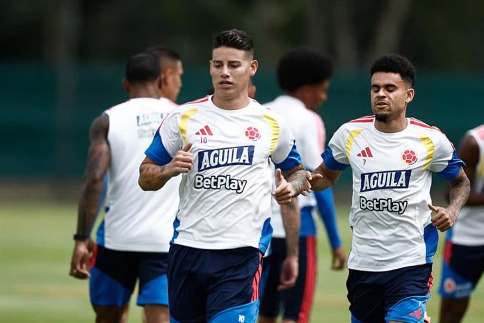 Con plantel completo, Colombia se alista para su debut mundialista en Ciudad de México Con plantel completo, Colombia se alista para su debut mundialista en Ciudad de México