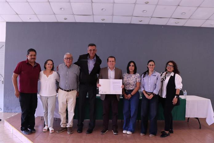 CUSur y Club Deportivo Zapotlán firman convenio de colaboración CUSur y Club Deportivo Zapotlán firman convenio de colaboración