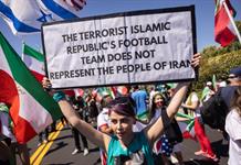 Comunidad iraní en Los Ángeles protesta contra su selección en el Mundial