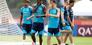 El tropiezo de España pone en alerta a la Argentina de Messi y la Francia de Mbappé El tropiezo de España pone en alerta a la Argentina de Messi y la Francia de Mbappé