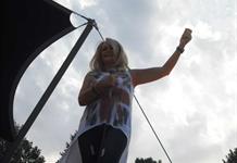 La cantante Bonnie Tyler salió del coma inducido