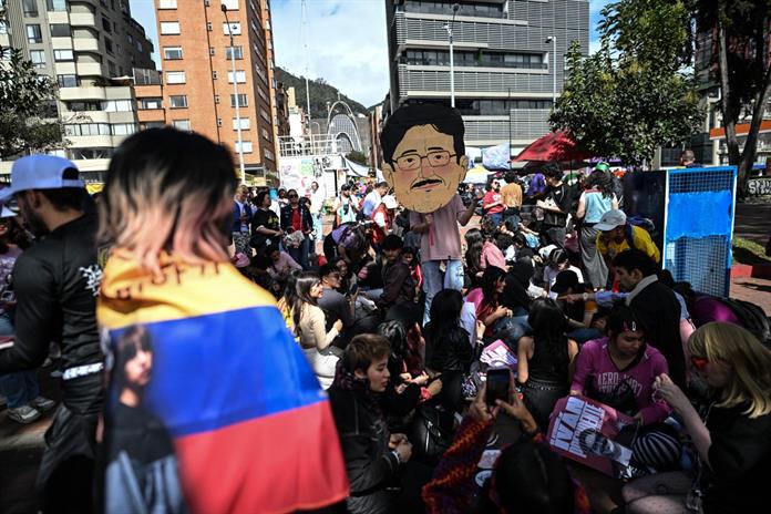 Colombia decide entre la izquierda gobernante y un candidato afín a Trump Colombia decide entre la izquierda gobernante y un candidato afín a Trump