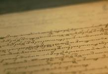 Gobierno de México recibe documento histórico de Hernán Cortés recuperado en EE.UU. Gobierno de México recibe documento histórico de Hernán Cortés recuperado en EE.UU.