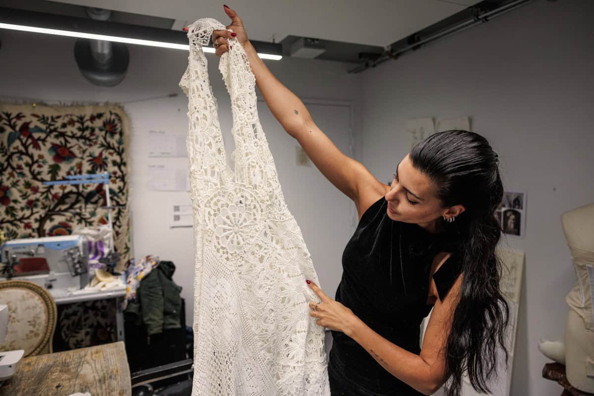El encaje, el toque frágil de la moda que también se puede reciclar