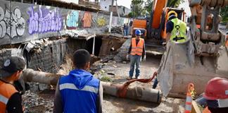Megasocavón en López Mateos deja sin agua a 18 colonias; SIAPA le pasa la factura a un particular Megasocavón en López Mateos deja sin agua a 18 colonias; SIAPA le pasa la factura a un particular